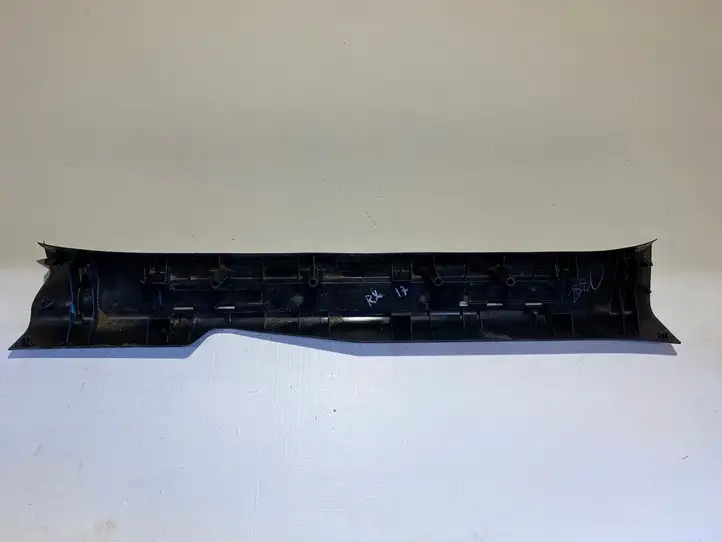 Lexus RX 450H (2019 - ) 6791048130 Внутренняя отделка переднего порога — фото 2