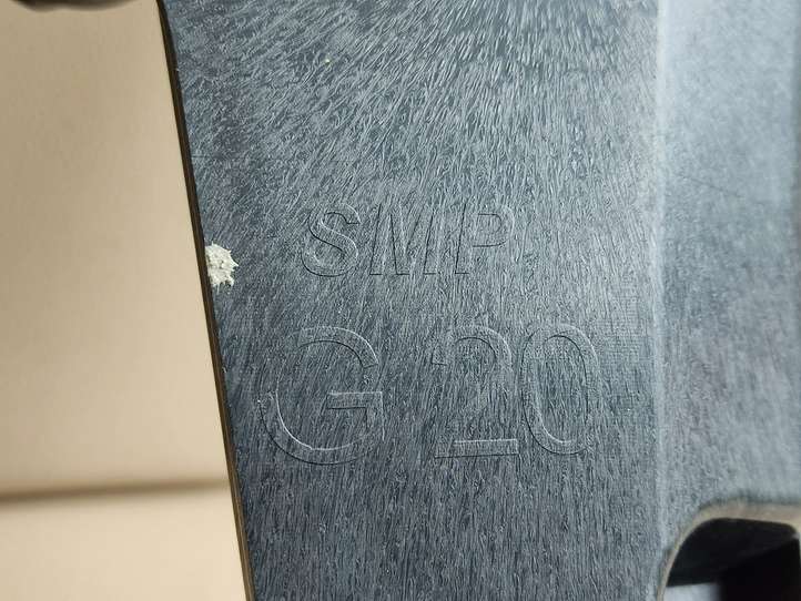 BMW 3 G20 G21 (2019 - )  7427968 Держатель угловой части бампера (кронштейн)