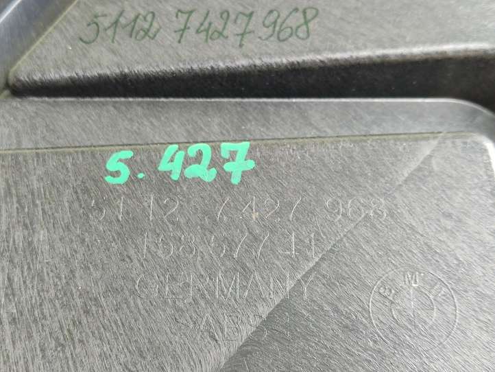 BMW 3 G20 G21 (2019 - )  7427968 Держатель угловой части бампера (кронштейн)