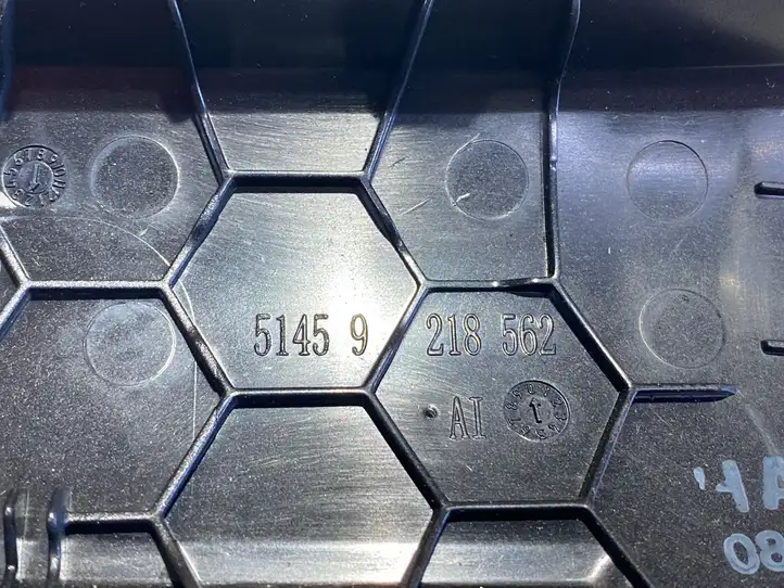 BMW 3 F30 F35 F31 (2012 - 2018) 51459218562 Прочие детали салона — фото 3