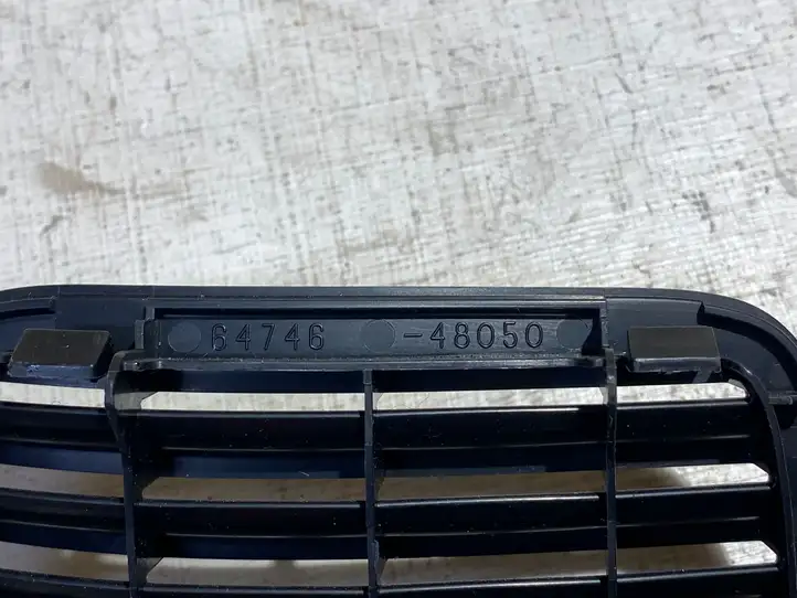 Lexus RX 450H (2012 - 2015) 6474648050 Прочие детали салона — фото 3