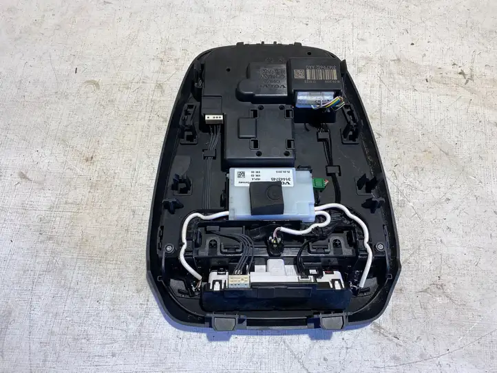 Volvo XC90 (2014 - 2019) 31479612 Передняя подсветка — фото 2