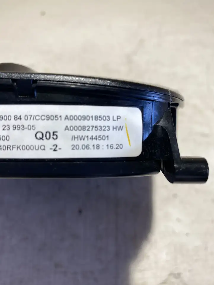Mercedes-Benz C W205 (2014 - 2021) A0009018503 Передняя подсветка — фото 3