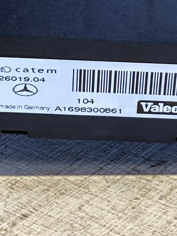 Mercedes-Benz GLE W166/C292 (2015 - 2019) A1698300861 Электрический отопитель салона — фото 2
