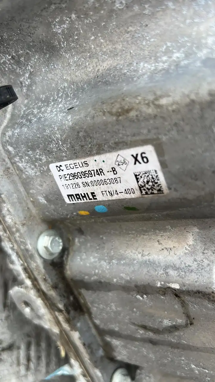 Renault Zoe (2012 - ) PIE296G95974R Преобразователь напряжения — фото 5