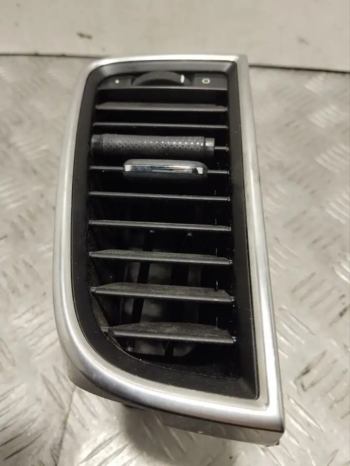 Porsche Panamera (970) (2013 - 2016) 97055214103 Боковой воздушный дефлектор — фото 1