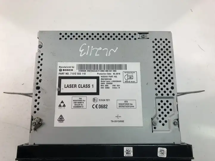 Nissan Pulsar (2014 - 2018) 7612033118 Блок Hi-Fi аудиосистемы — фото 3