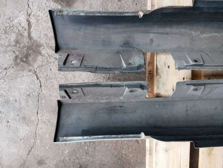 BMW 6 E63 E64 (2002 - 2010)  51117841154 Комплект бампера