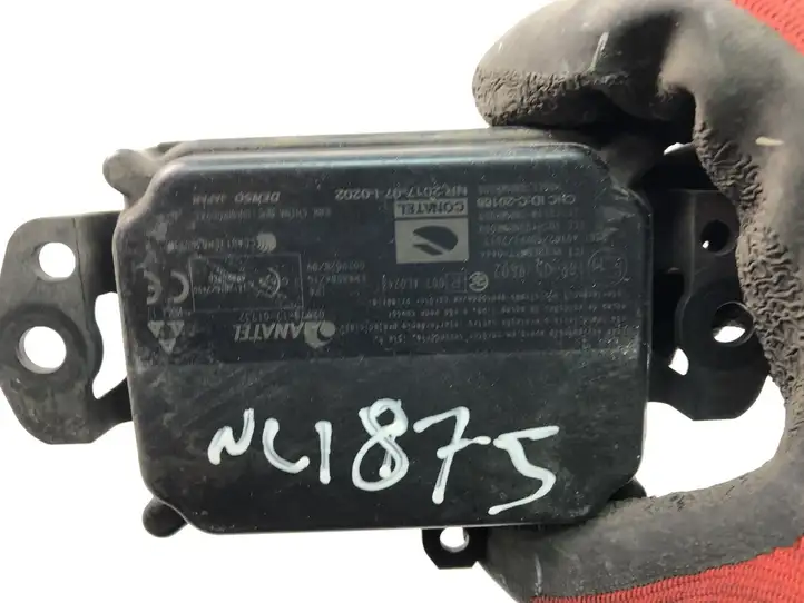 Toyota Corolla E160 E170 (2013 - ) 8821033120 Прочие блоки управления — фото 2