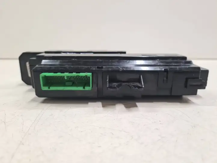 Volvo V70 (2000 - 2004) 9452959 Кнопка стеклоподъемников — фото 4