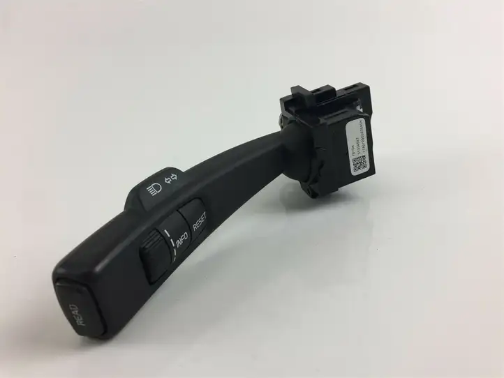 Volvo S60 (2004 - 2010) 31334647 Кнопки на рулевом колесе — фото 2