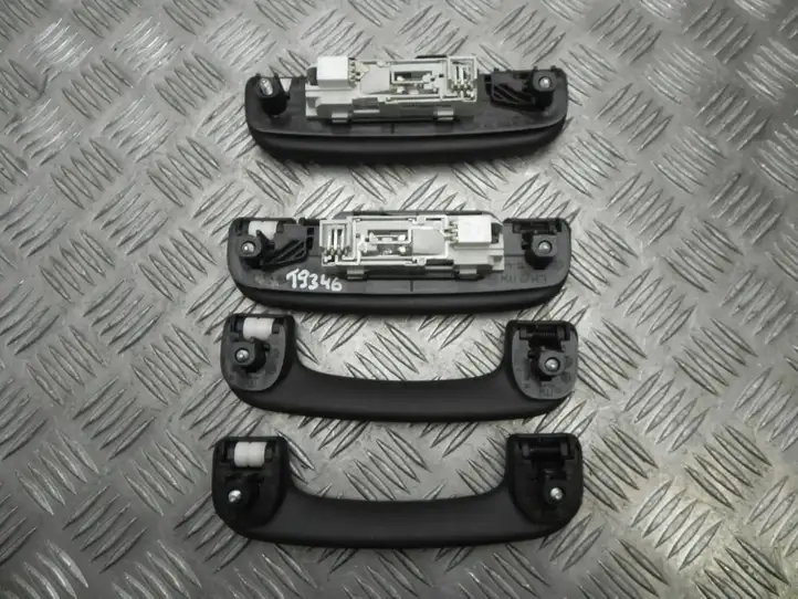 Jeep Grand Cherokee (2010 - 2021) 1RV81TRMAB Потолочная ручка задняя — фото 5