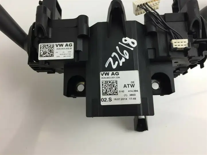 Volkswagen PASSAT CC (2008 - 2012) 3C9953501DA Кнопки на рулевом колесе — фото 3