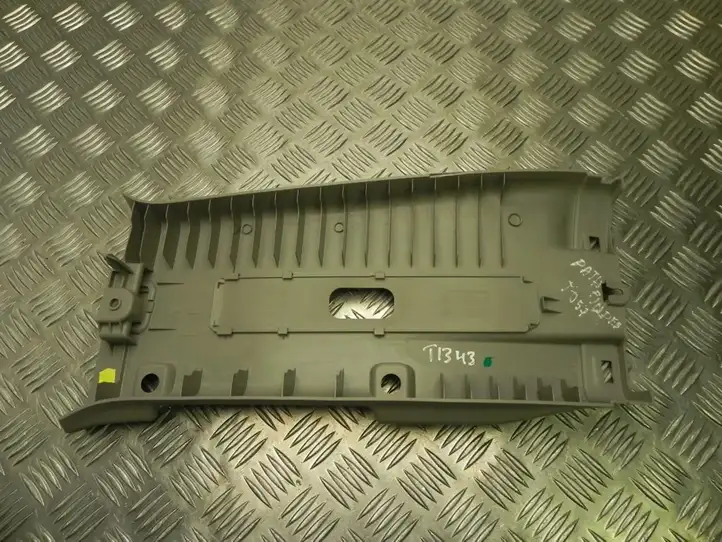 Nissan Pathfinder R51 (2005 - 2012) 302103602Q2 Нижняя обшивка стойки B — фото 5