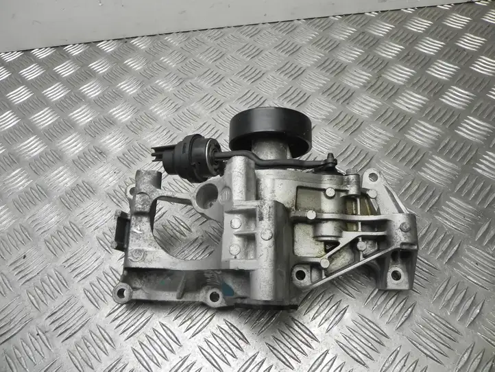 BMW X3 F25 (2010 - 2017) 7644809 Кронштейн охладителя EGR — фото 2