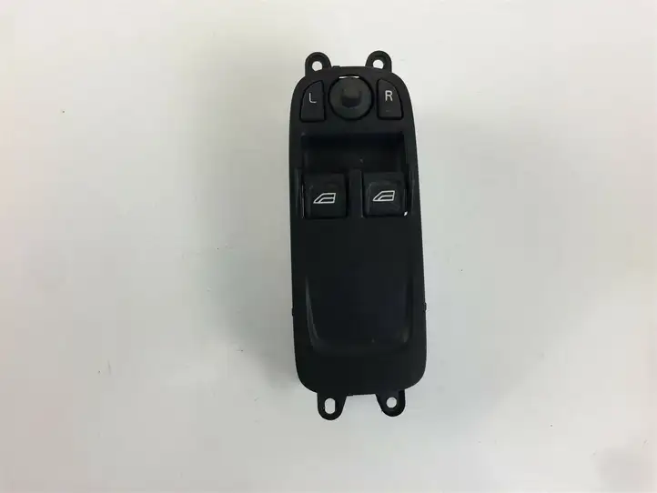 Volvo C30 (2010 - 2013) 30773208 Кнопка стеклоподъемников — фото 2