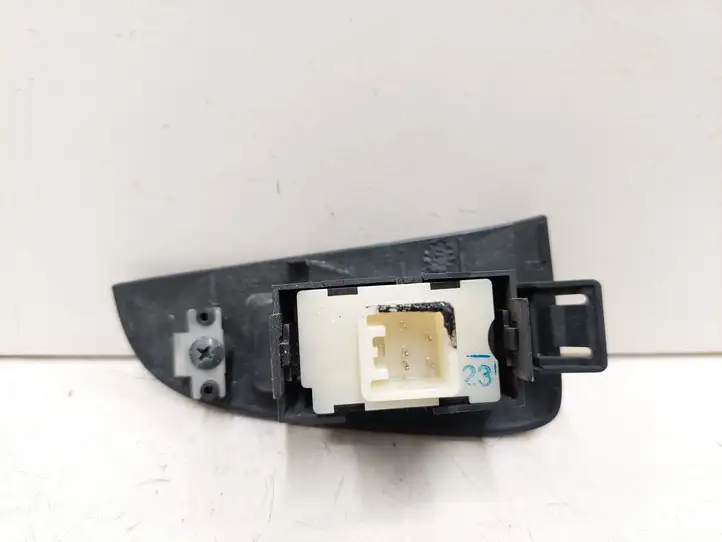 Toyota Avensis T250 (2006 - 2009) 7427205020 Блок кнопок стеклоподъемников — фото 3