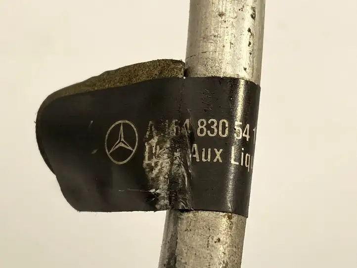 Mercedes-Benz GL X164 (2006 - 2012) A1648305415 Трубки и шланги кондиционера — фото 2