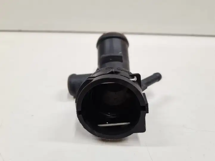 Volkswagen Touran I (2003 - 2010) 1K0122291A Шланги системы охлаждения — фото 3