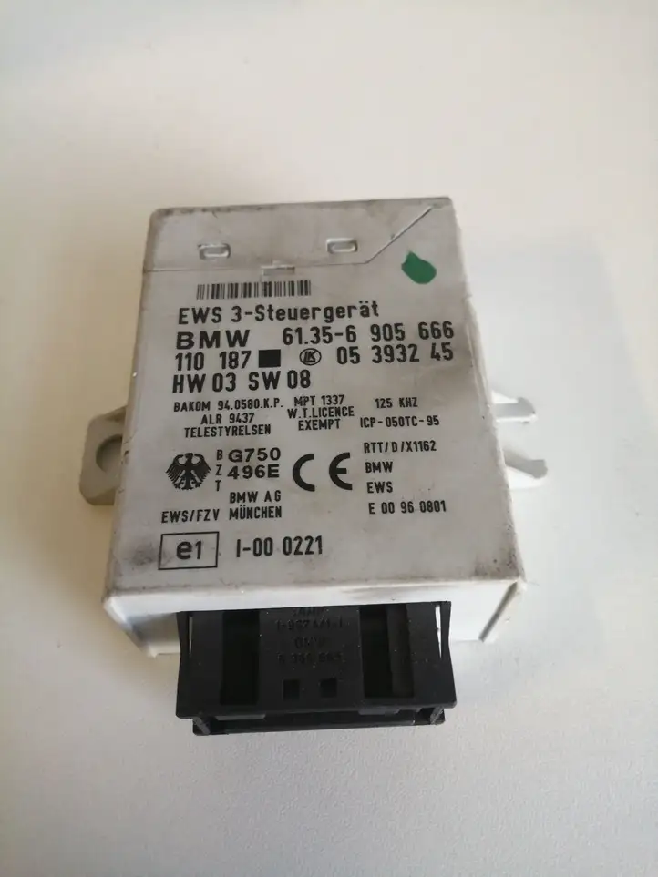 BMW X5 E70 (2006 - 2013) 61356905666110187 Блок иммобилайзера — фото 1