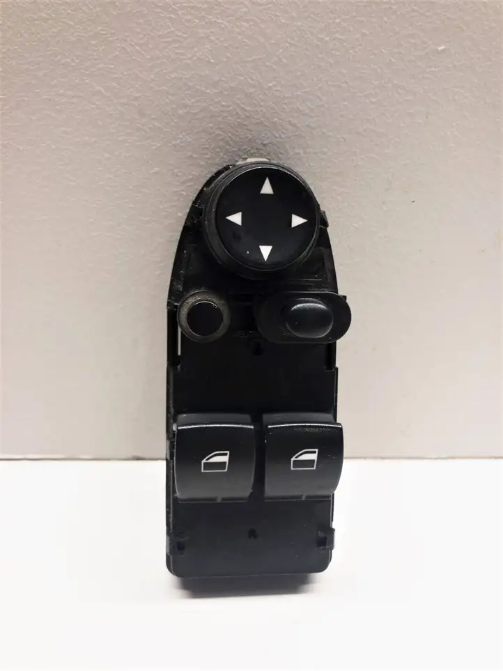 BMW 3 E92 E93 (2005 - 2014) 9217361 Кнопка стеклоподъемников — фото 1