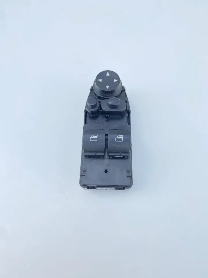 BMW 3 E92 E93 (2005 - 2014) 9217359 Кнопка стеклоподъемников — фото 2