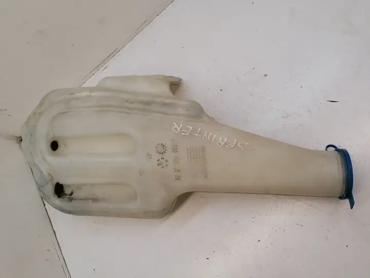 Mercedes-Benz (2008 - ) A9068690020 Бачок омывателя стекла — фото 4