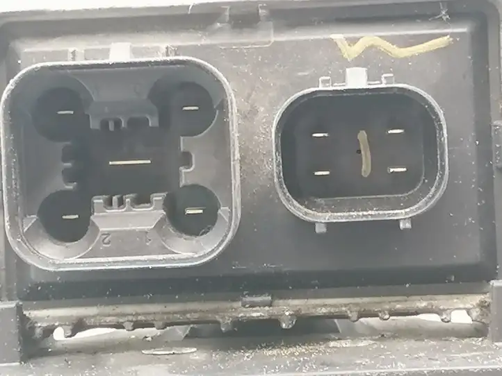 Ford Transit (2013 - 2017) B2110017758 Реле накала свечей — фото 2