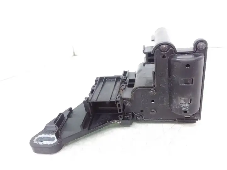 BMW 3 F30 F35 F31 (2012 - 2018) 9296149 Реле защиты аккумулятора — фото 2