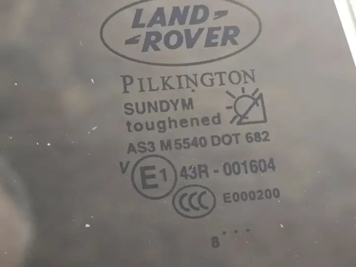Land Rover Discovery 4 - LR4 (2009 - 2013) Стекло задней двери — фото 2