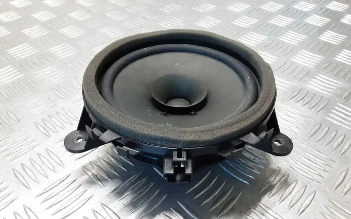 Volvo V50 (2004 - 2008)  30657444 Громкоговоритель (громкоговорители) в задних дверях