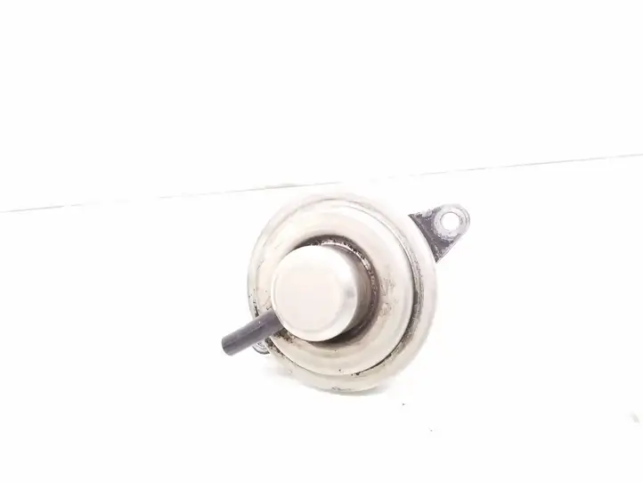 Opel Astra G (1998 - 2004) Клапан EGR — фото 2