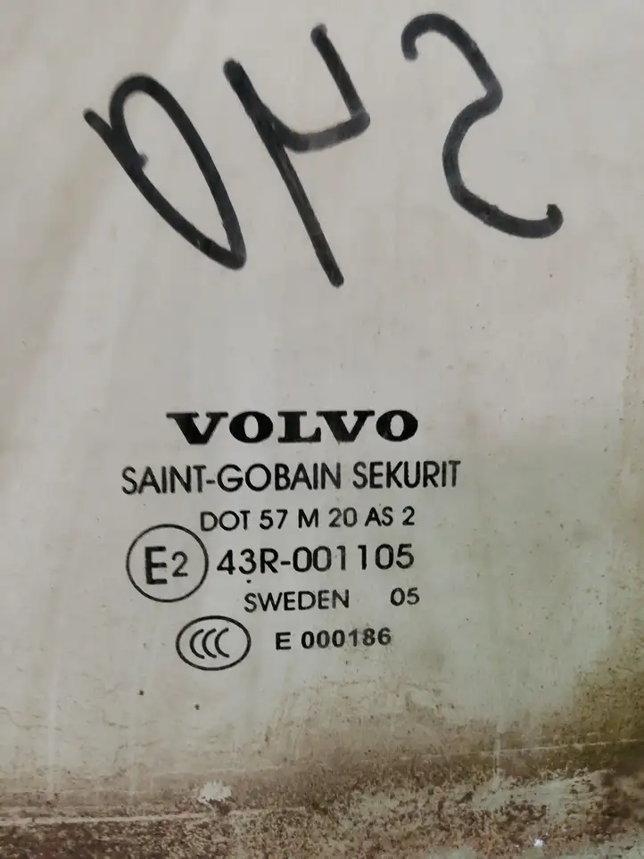 Volvo S40 (2004 - 2007) Стекло задней двери — фото 2