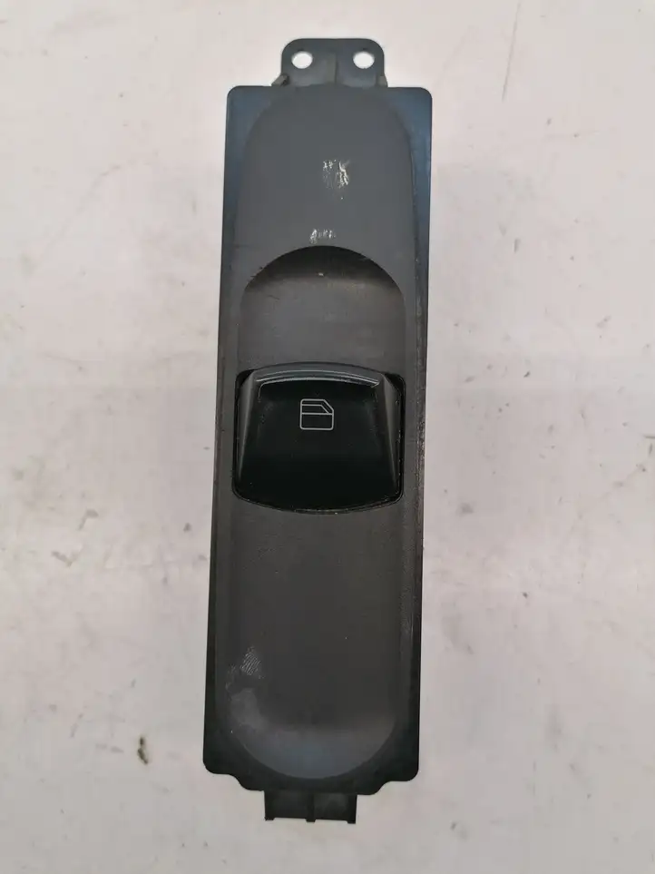 Mercedes-Benz (2008 - ) A9065450913 Блок кнопок стеклоподъемников — фото 1