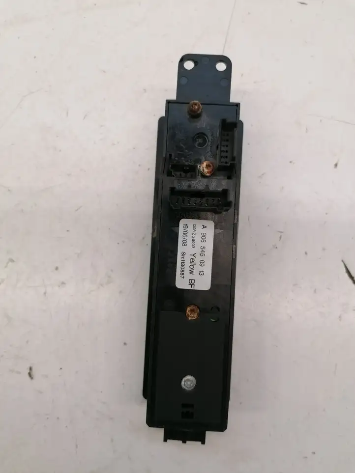 Mercedes-Benz (2008 - ) A9065450913 Блок кнопок стеклоподъемников — фото 3