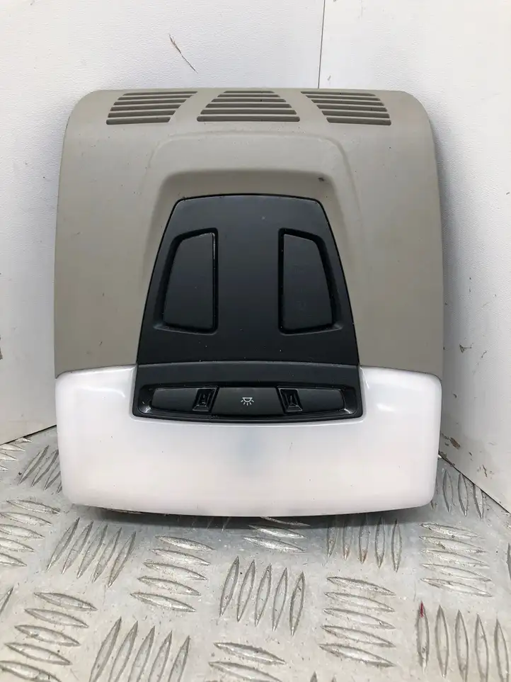 BMW 3 F30 F35 F31 (2012 - 2018) 42921949704 Передняя подсветка — фото 1