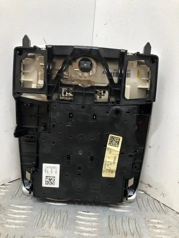 BMW 3 F30 F35 F31 (2012 - 2018) 42921949704 Передняя подсветка — фото 2