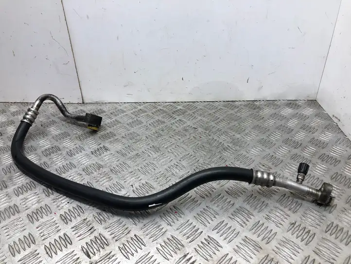 BMW 4 F32 F33 (2013 - 2017) 9223296 Трубки и шланги кондиционера — фото 2