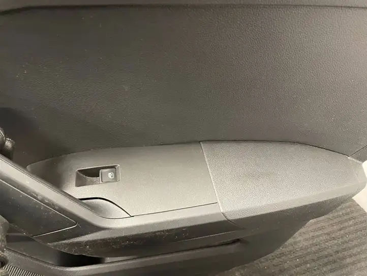 Seat Ibiza V (KJ) (2017 - ) 6F0867134 Обшивка задней двери — фото 9