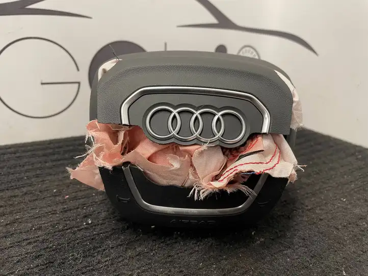 Audi A5 (2016 - ) 8W0880201 Подушка безопасности руля — фото 3