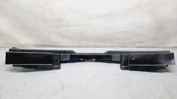 Honda CR-V (2017 - 2022) 84640TLAA01ZA Отделка замка — фото 3