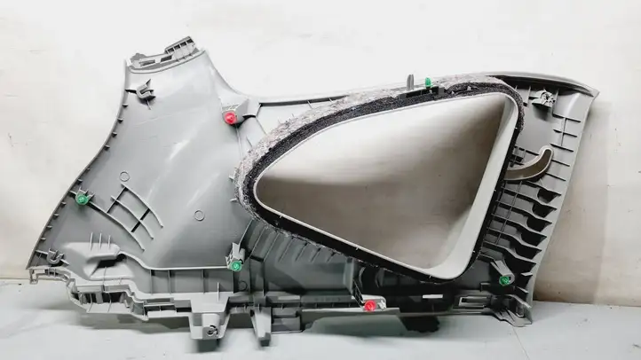 Honda CR-V (2017 - 2022) 84131TNYJ01 Верхняя обшивка стойки D — фото 3