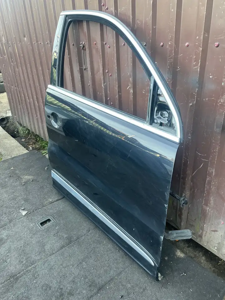 Volkswagen Tiguan (2011 - 2016) Дверь — фото 4