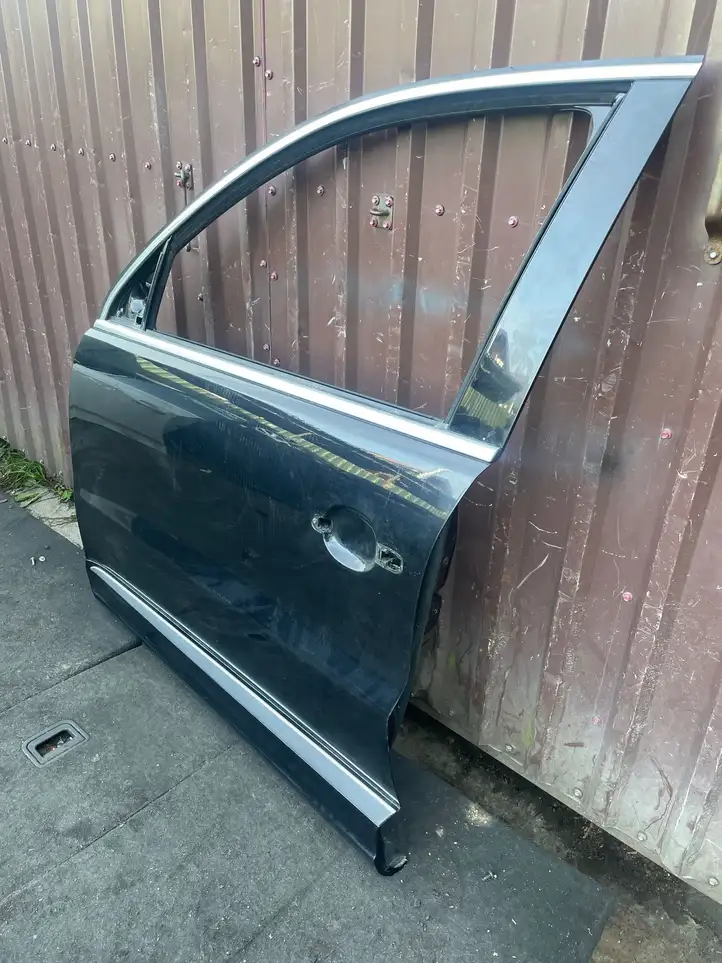 Volkswagen Tiguan (2011 - 2016) Дверь — фото 4