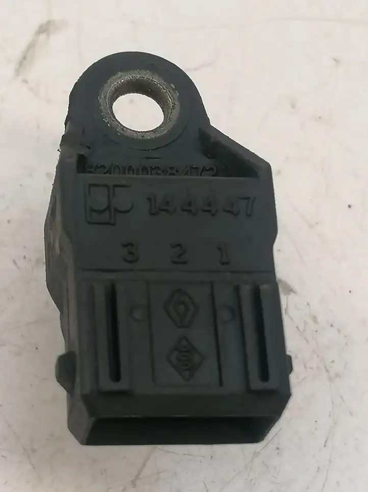 Opel Vivaro (2001 - 2006) 8200038472 Датчик положения коленвала — фото 3