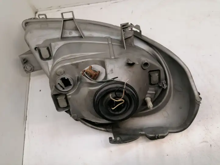 Opel Vivaro (2001 - 2006) 7700311373 Передняя фара — фото 3