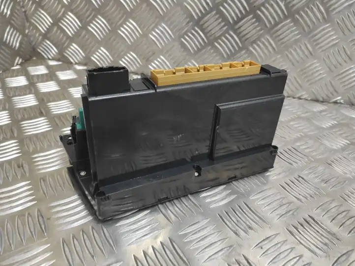 Audi A6 S6 C5 4B (1997 - 2001) 4B0820043AH Блок управления климат-контролем — фото 4
