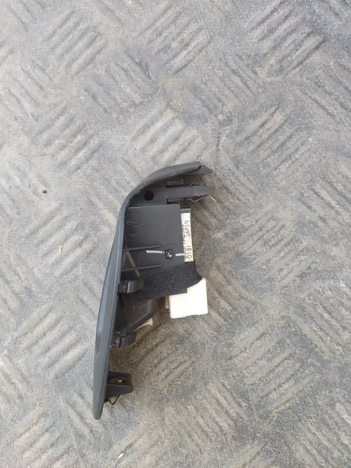 Subaru Legacy (1999 - 2003) 94266AE040 Блок кнопок стеклоподъемников — фото 3