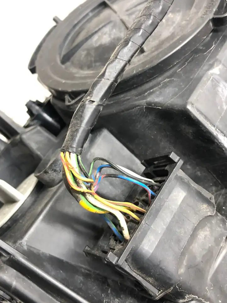 BMW 3 F30 F35 F31 (2012 - 2018) 125011b02A Передняя фара — фото 10