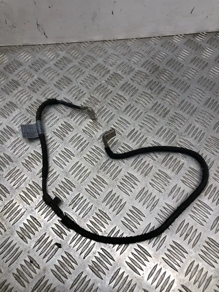 BMW 3 E90 E91 (2005 - 2012) 6938204 Прочая электропроводка — фото 1